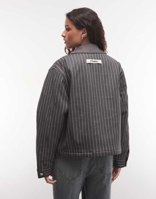 Prohibited Decade Harrington-Jacke mit Stickdetail und Nadelstreifen, dunkelgrau, 4 von 4