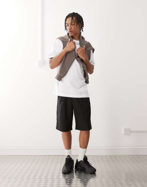 Prohibited pleated shorts in black - view 1