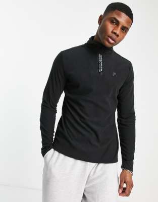 1/4 zip fleece in black