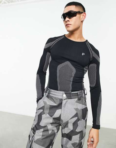 Protest thermo top in black - view 1