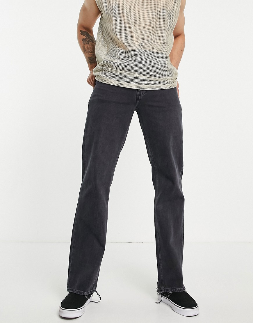 фото Прямые джинсы из переработанного денима выбеленного черного цвета asos design-черный цвет
