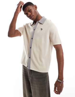 PS Paul Smith - Polo in maglia color sabbia con dettaglio a contrasto e logo