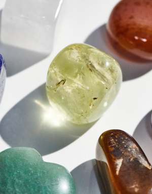 Psychic Sisters Chakras crystals set