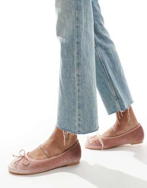 Public Desire – Alexa – Ballerinas aus zartrosa Samt mit Schleife und Riemen - view 1