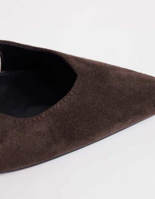 Public Desire Allegedly pumps met hak in chocoladekleurige suedette, 3 van 4