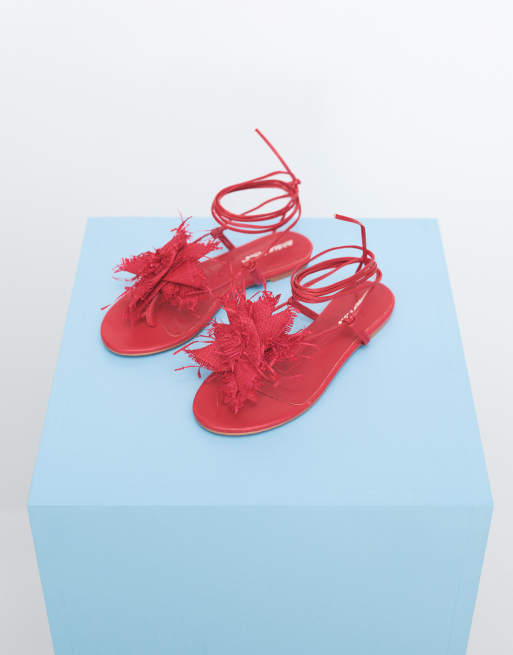 Public Desire - Becca - Platte sandalen van raffia met bloemen in rood, 2 van 7