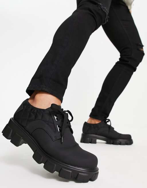 Public Desire – Blast – Czarne sznurowane buty z pikowaną cholewką