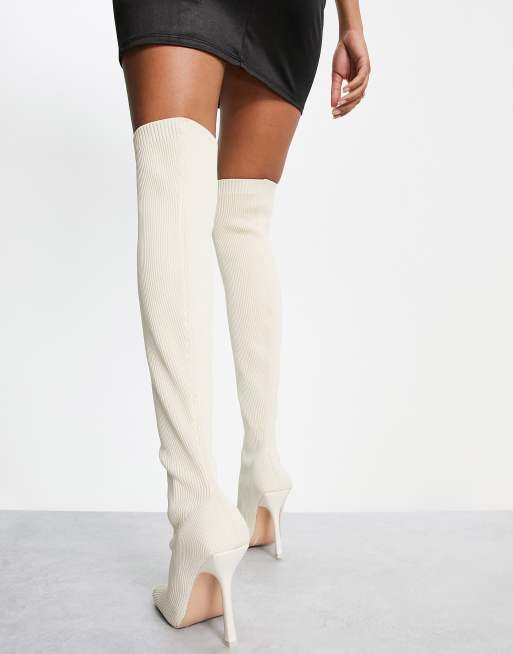 Public Desire – Bubbles – Overknee-Stiefel aus Strick in Wollweiß mit Stiletto-Absatz , 2 von 4