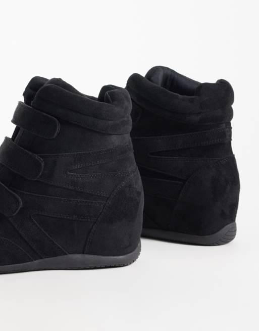 Public Desire Carmina wedge trainers in black suedette, 3 of 5