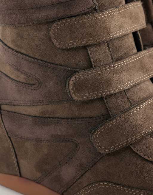 Public Desire Carmina wedge trainers in taupe suedette, 3 of 5