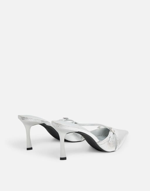 Public Desire Casanova cracked buckle detail pointed toe mid heel mules in silver, 2 of 4