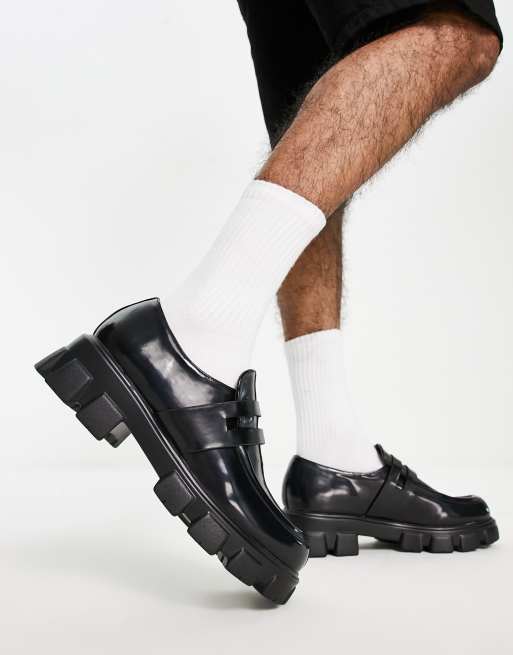 Public Desire - Chariot - Sorte chunky loafers med overfladeglans