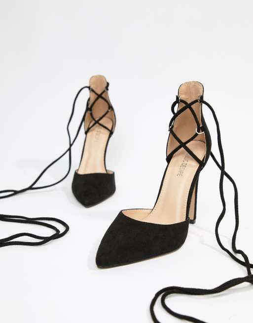 Black tie up store pumps