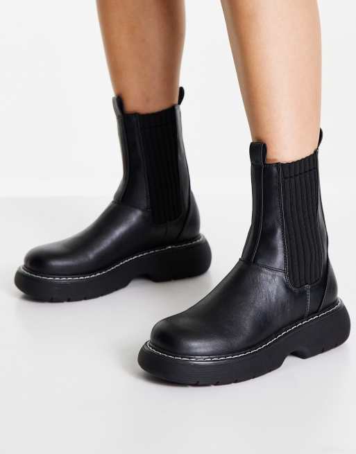 Public Desire – Concept – Svarta, stickade chelseaboots