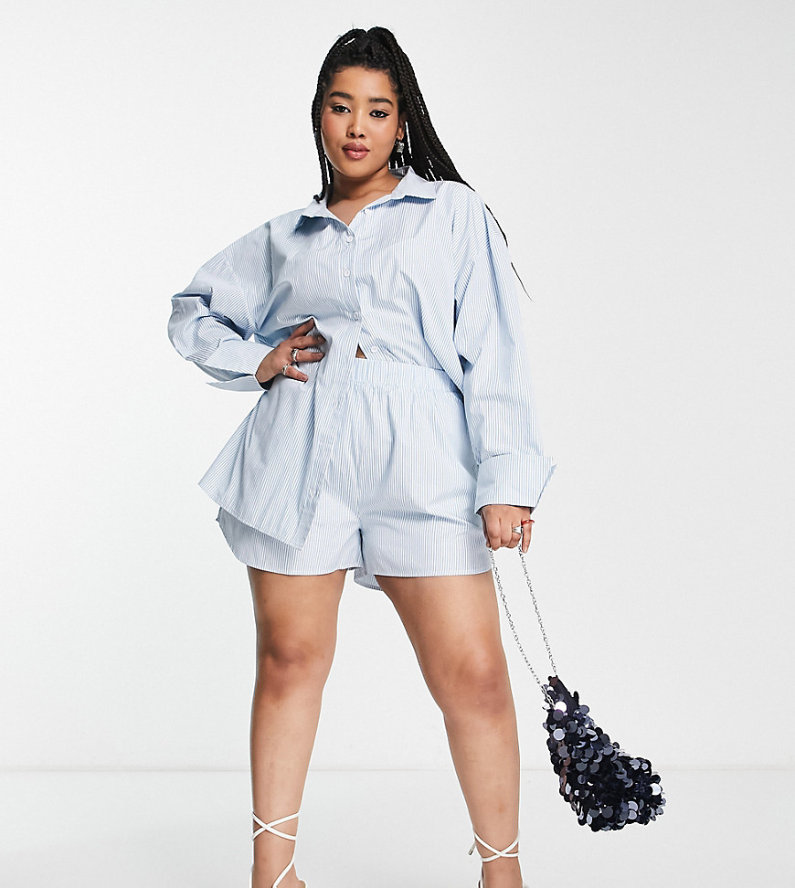 Plus-size shirt by Public Desire Part of a co-ord set Shorts sold separately Spread collar Button placket Turn-back cuffs Relaxed fit
