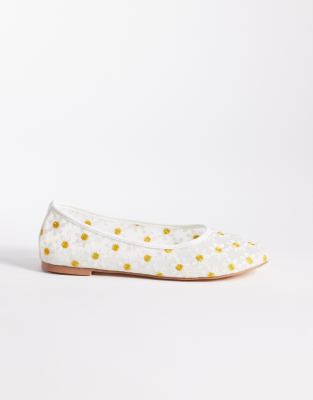 Public Desire Dainty Mesh Ballet Flats With Daisy Embroidered-white