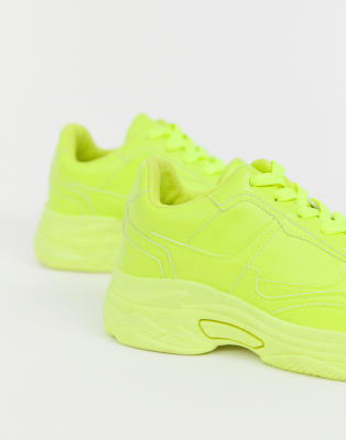 neon colour sports shoes