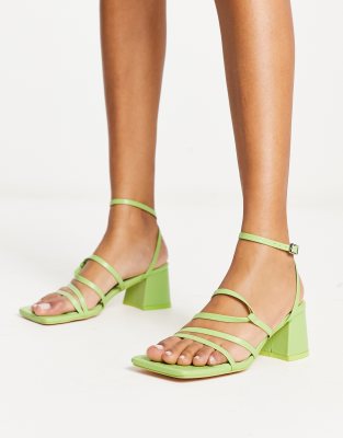 Dayla mid heeled shoes in patent mint-Green