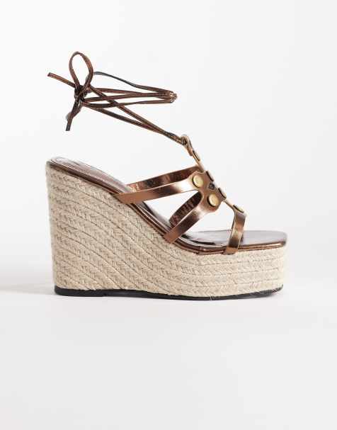 Public Desire - Dorothy - Bronzefarvede espadrille-sandaler med kilehæl - view 1