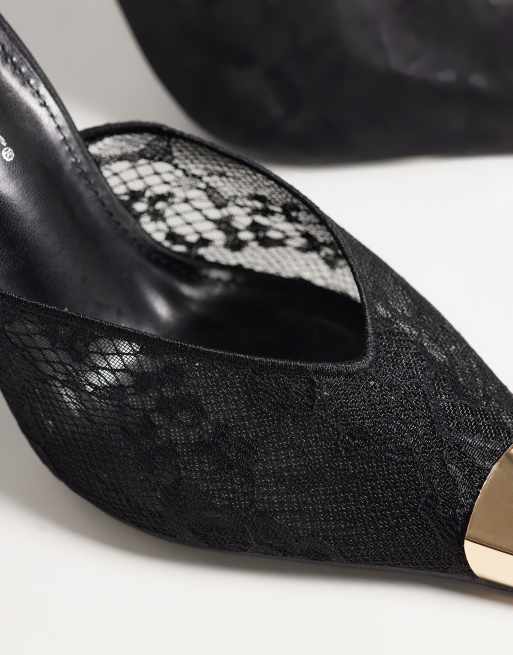 Public Desire Edie décolleté con tacco con punta dorata in pizzo nero, 3 di 4