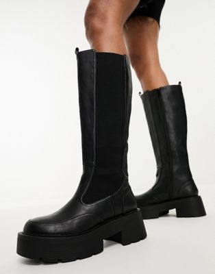 Evergreen chunky knee boots in black