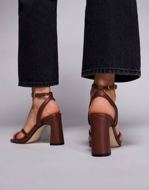 Public Desire - Everleigh - Brune sandaler med blokhæl, 3 af 4