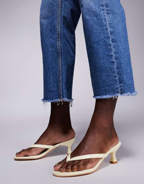 Public Desire - Evermore - Sandali infradito gialli con tacchetti a spillo - view 1