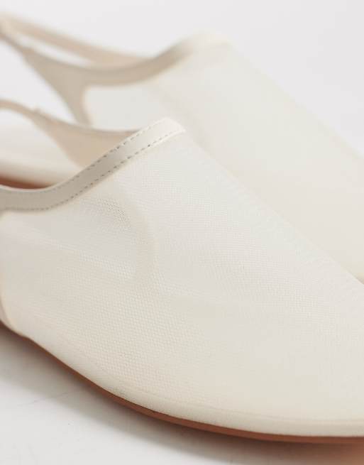Public Desire - Farrah - Scarpe basse bianche in rete con cinturino posteriore, 2 di 4