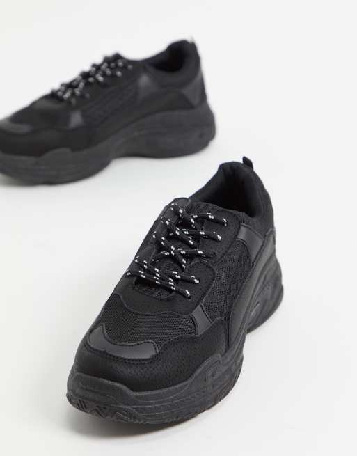 Public Desire – Fiyah – Czarne buty sportowe na grubej podeszwie