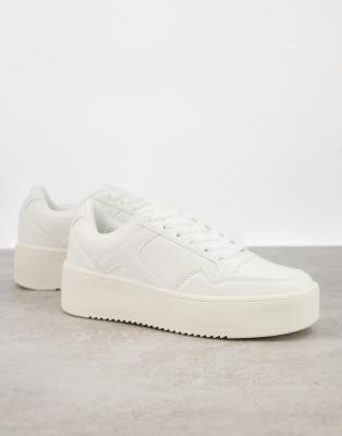 nike platform trainers