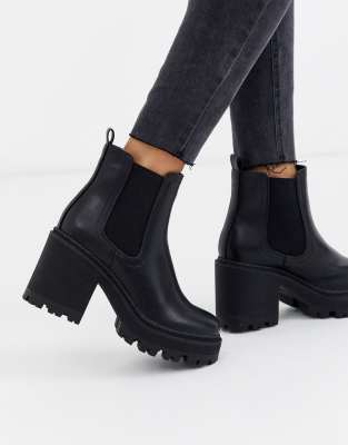 Public Desire - Fuzzy - Bottines à talon avec semelle chunky - Noir | ASOS