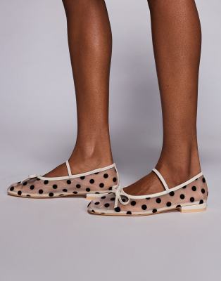 Public Desire - Glow - Ballerinas aus Netzstoff in Schwarz und Weiß mit Polka Dots