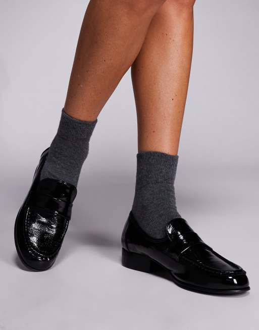 Public Desire – Haboo – Svarta, krokodilskinnsmönstrade loafers, 3 av 4