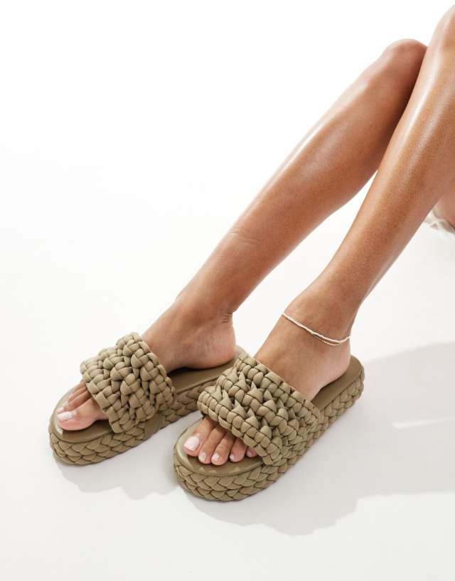 Public Desire - hattie woven flat slider in khaki