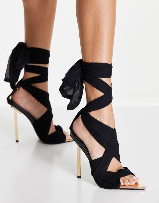 Public Desire - Huni - Sandalen met gouden stilettohak en omwikkelde linten in zwart
