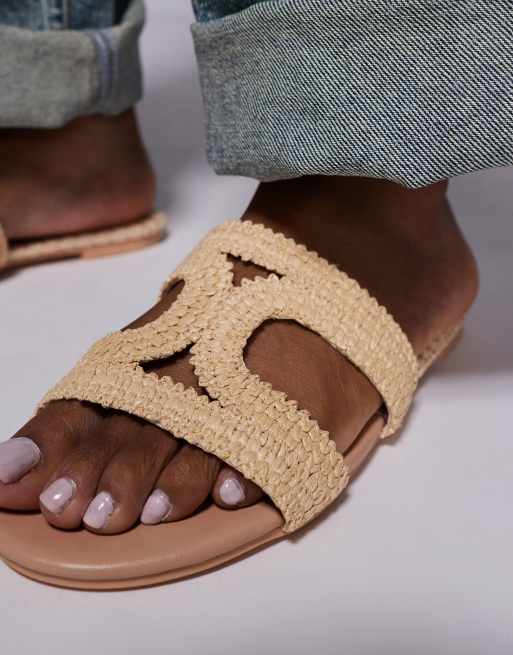 Public Desire Inferno Wide Fit slip on sandal in raffia cream, 2 of 4