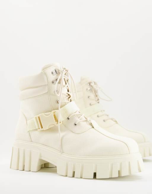 Public Desire - Kash - Bottines homme à lacets et boucles - Crème