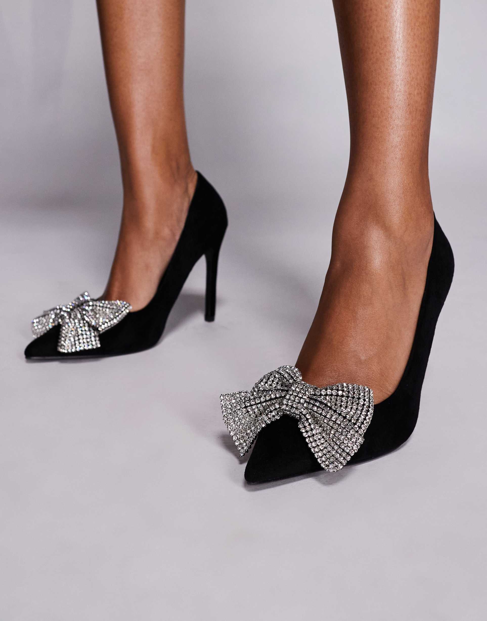public desire ladies night pumps with embellished bow in black
