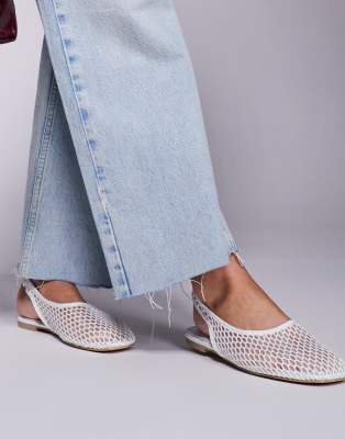 Public Desire - Lost Angel - Slingback-Ballerinas in Weiß aus Netzstoff mit hohem Schuhblatt