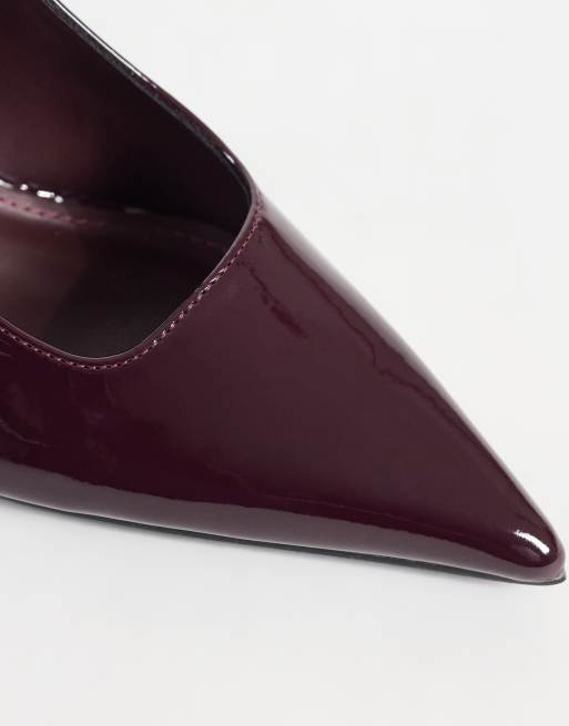 Public Desire Louis escarpins slingback à talon en vernis bordeaux, 4 de 4