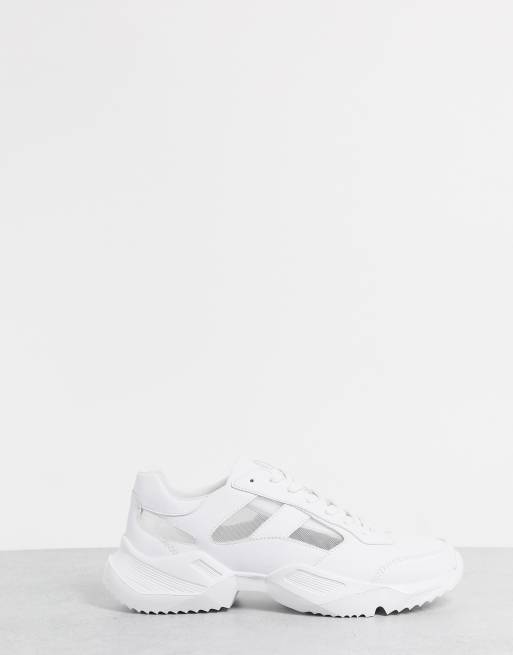 Public Desire - Lowell - Sneakers met uitsnijdingen in wit 