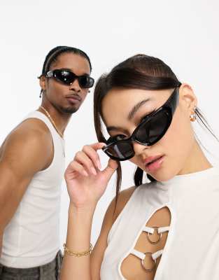 Public Desire - Lunettes de soleil ailes de chauve-souris oversize en plastique - Noir 