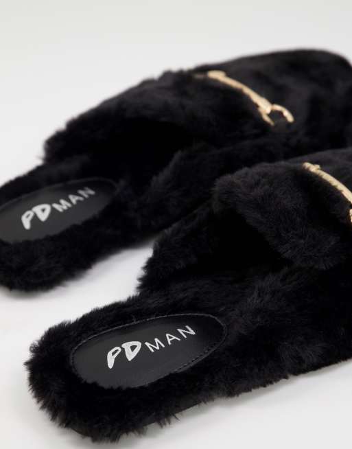 Public desire hot sale fluffy slippers