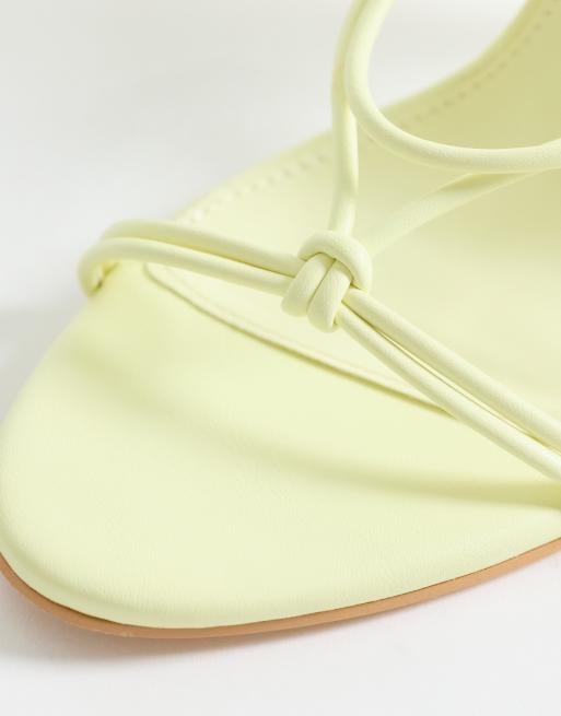 Public Desire – Marcel – Żółte wiązane sandały na obcasie, 4 z 4