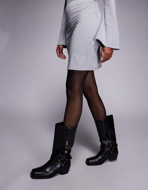 Public Desire – Maya – Svarta, låga ankelboots med remdetalj, 3 av 4
