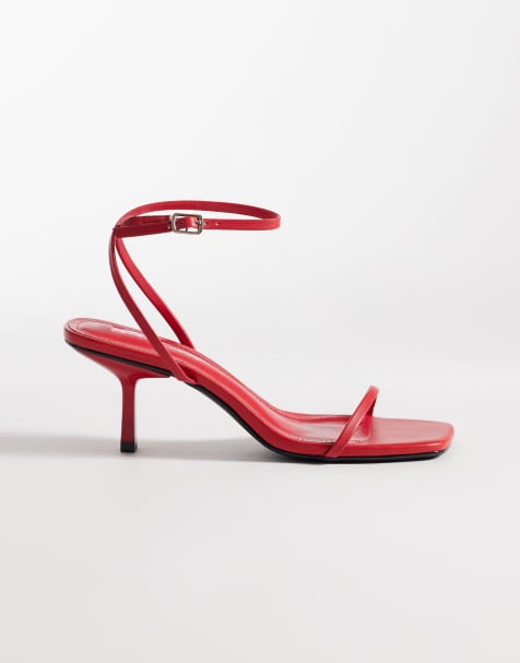 Public Desire – Natalya – Filigrane Sandaletten in Rot mit mittelhohem Absatz - view 1