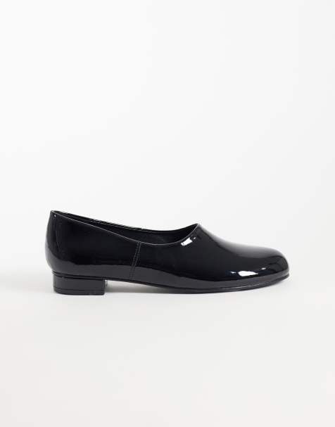 Public Desire North flat shoes in black - view 1