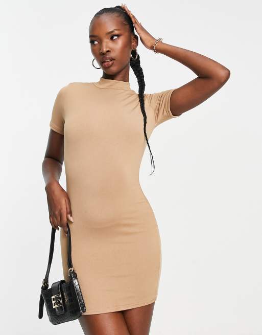 Public Desire – Orzechowa dwuwarstwowa sukienka bodycon mini z krótkimi rękawami 