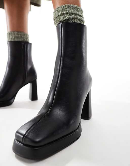 Public Desire – Patty2 – Plateau-Stiefeletten in Schwarz mit eckiger Zehenpartie, 3 von 4