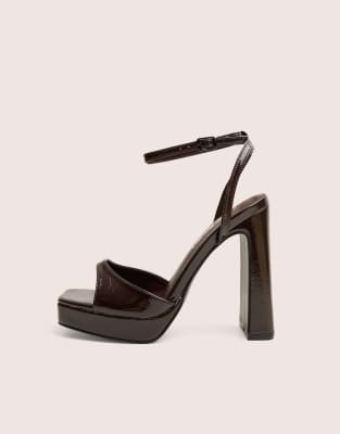  Resist patent platform high heels 